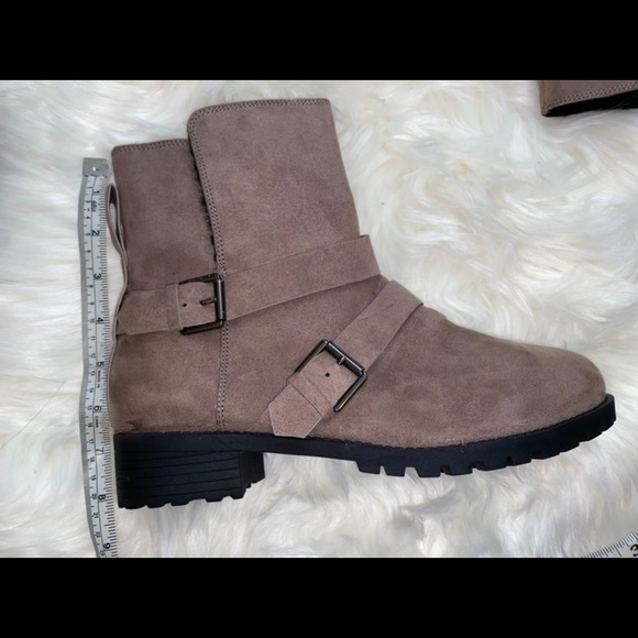 H&M faux fur lined boots - Picture 3 of 6